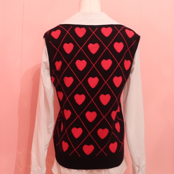 Sioni Red Heart Knit Vest & Blouse - Picture 3 of 5